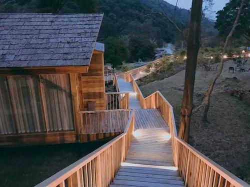 什么是網(wǎng)紅小木屋呢,揭秘網(wǎng)絡(luò)紅人的田園生活新趨勢